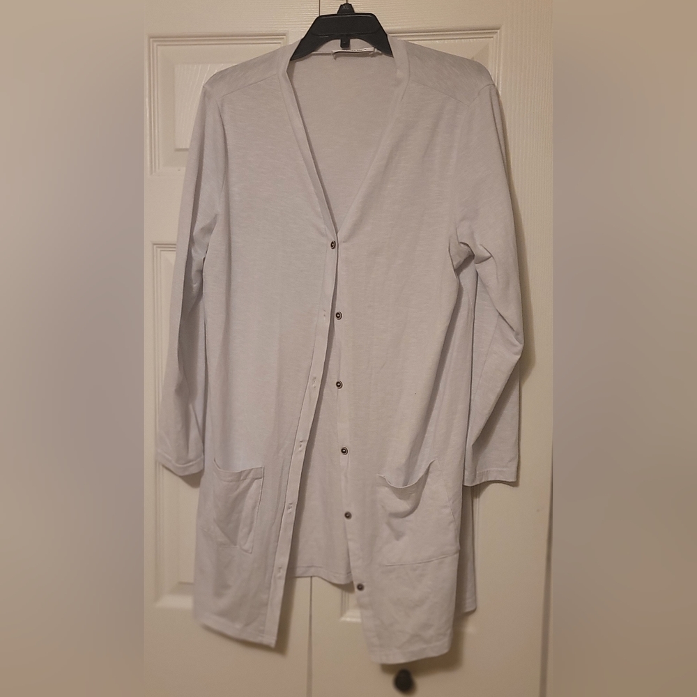 White long cardigan sweater Size XL
